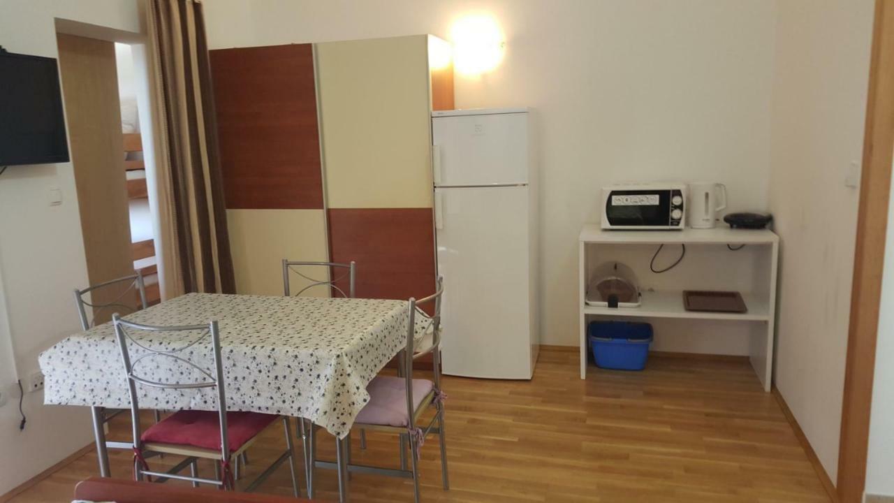 Apartmani Vesna Pinezici  Exterior photo
