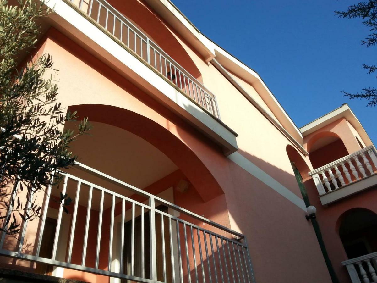 Apartmani Vesna Pinezici  Exterior photo